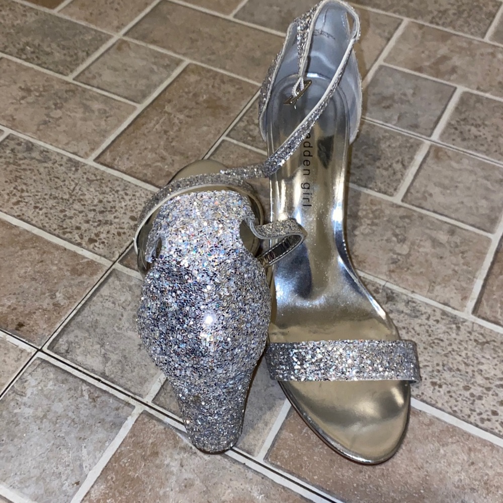 Sliver heels
